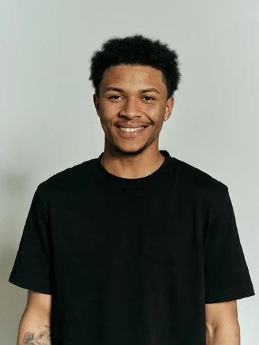 Face malik 21 zoomer agency social media agentur stgallen